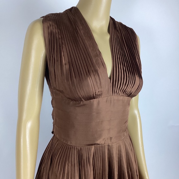 BCBG Maxazria  Brown Sleeveless Pleated Silk Midi Dress Size 2 - Picture 2 of 6